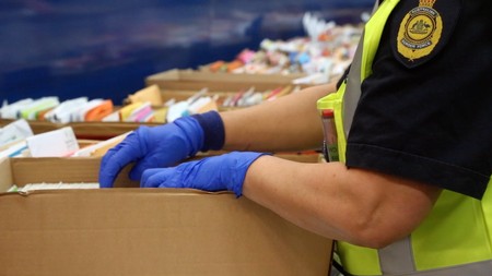 how many police agencies are going after darknet markets